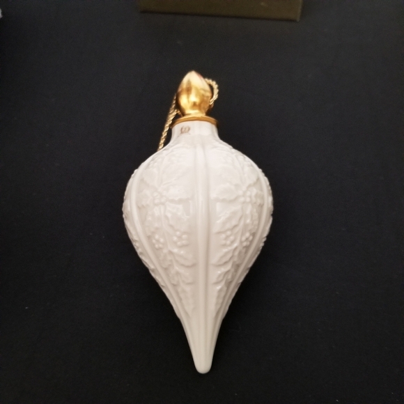 1983 Lenox China Christmas Ornament Second Limited Edition 24k gold porcelain - Picture 3 of 10